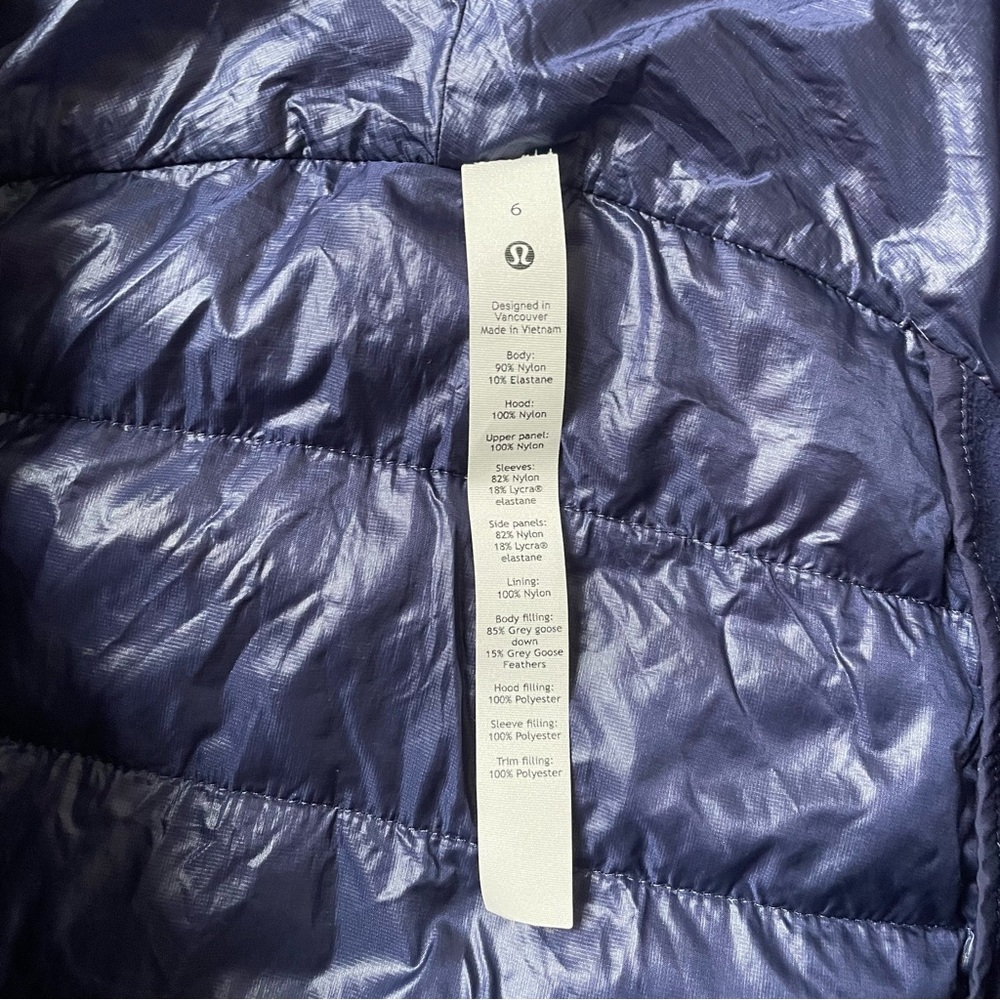 Lululemon down for it all jacket - image 10